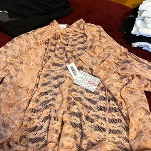 Light pink lace Shirley